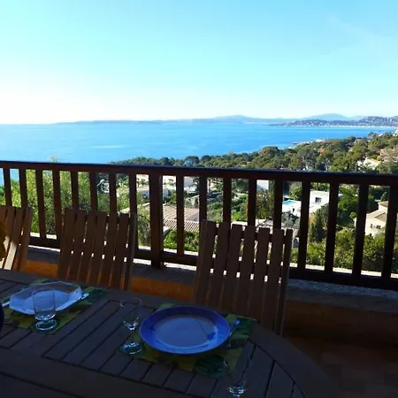 Prázdninový dům Sleeps 10 Pool Wifi *