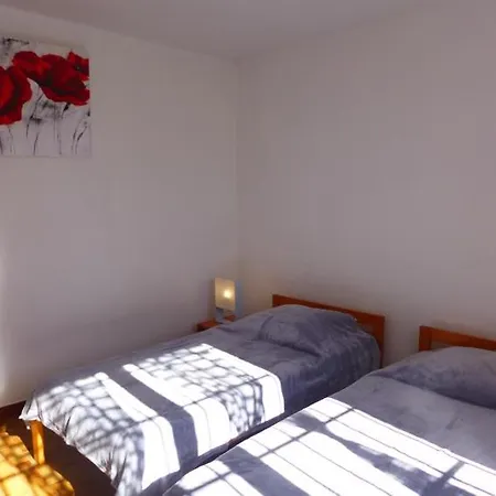 Sleeps 10 Pool Wifi